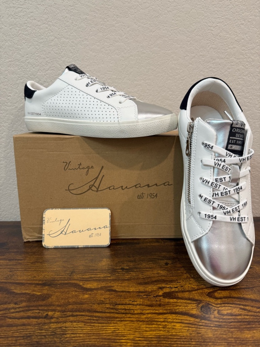 Vintage Havana White & Silver Leather Sneakers